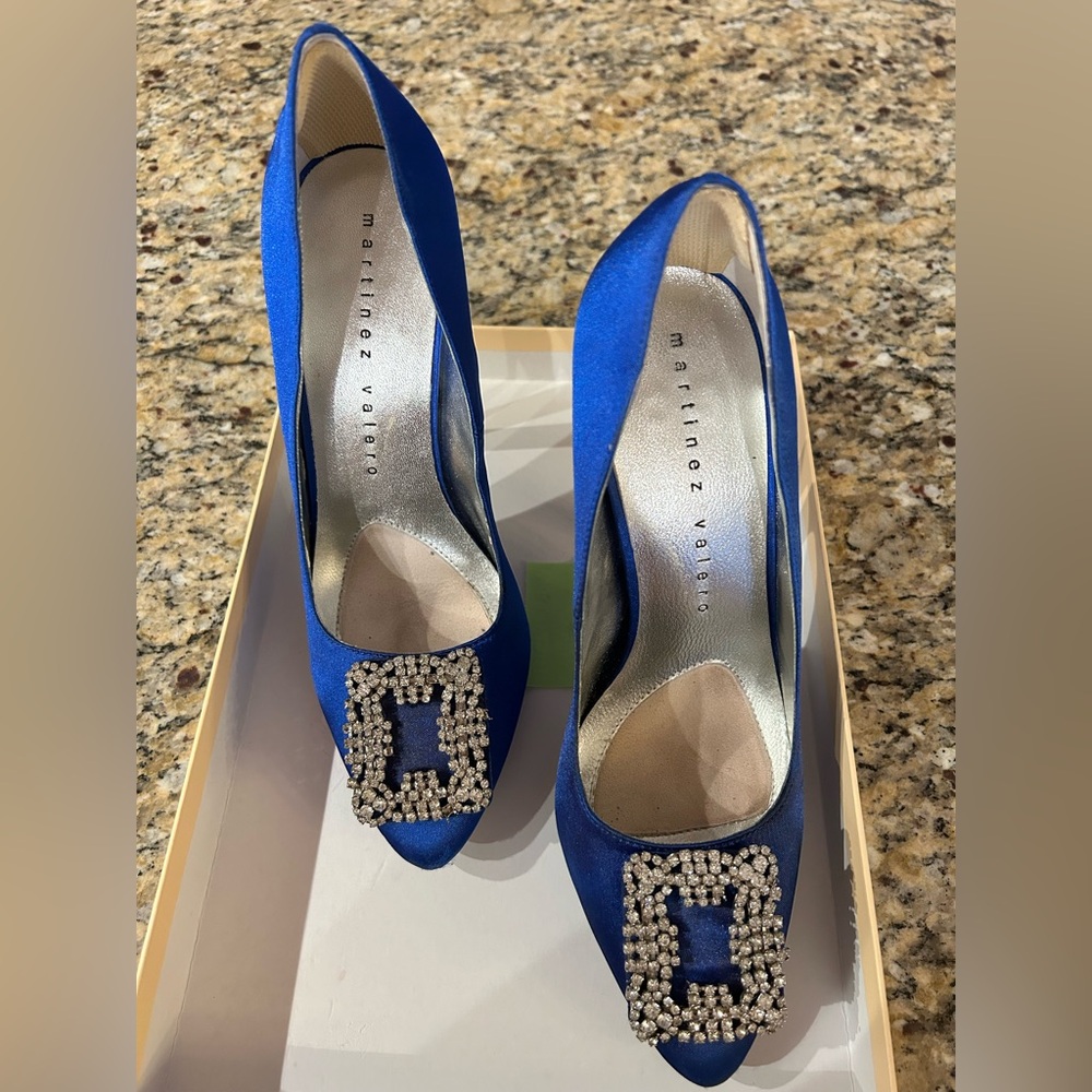 Manolo Blahnik style Blue Satin Heels
